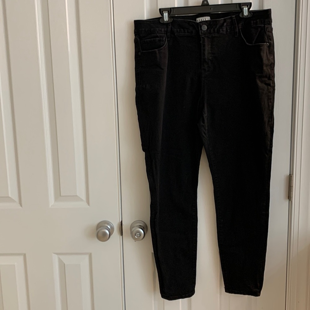 Ava &Viv black skinny jeans size 16
